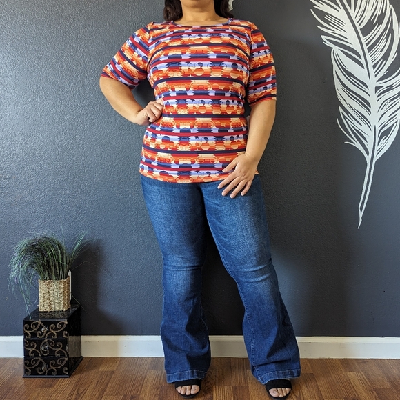 LulaRoe Gigi Disney Shirt - Picture 5 of 8